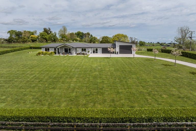 Photo of property in 1/3116 Cambridge Road, Rotoorangi, Cambridge, 3495