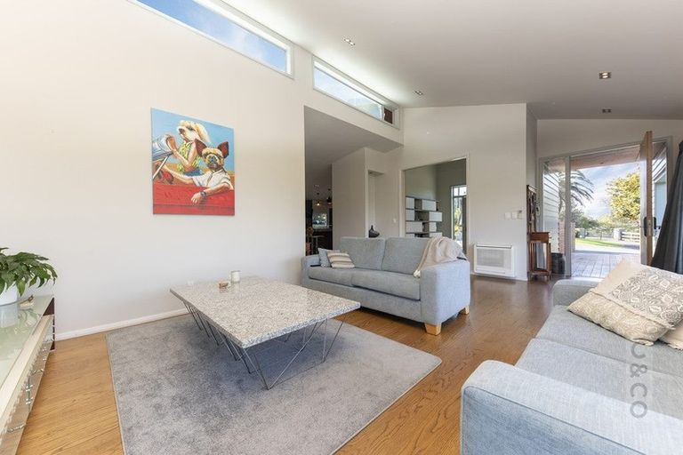 Photo of property in 175 Hanham Road, Kumeu, 0891