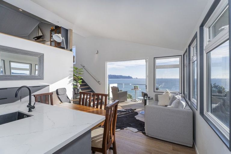 Photo of property in 61 Motuhoa Road, Tairua, 3508