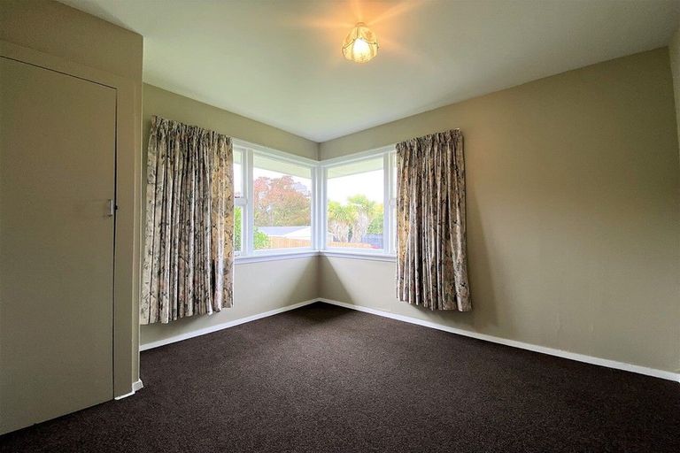 Photo of property in 19 Fenhall Street, Russley, Christchurch, 8042