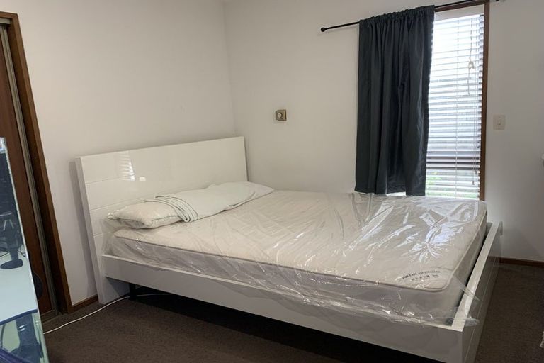 Photo of property in 43n Waimairi Road, Upper Riccarton, Christchurch, 8041