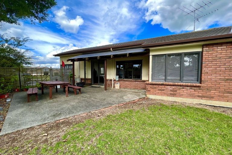 Photo of property in 88 Riverton Drive, Randwick Park, Auckland, 2105