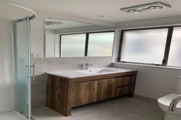 Photo of property in 7 Windoma Circle, Manukau, Auckland, 2025