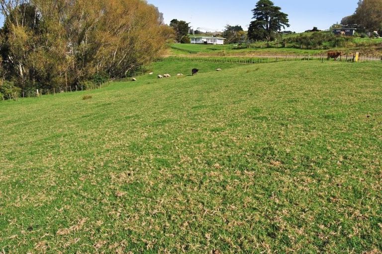 Photo of property in 25 Lupis Way, Kaiwaka, 0573