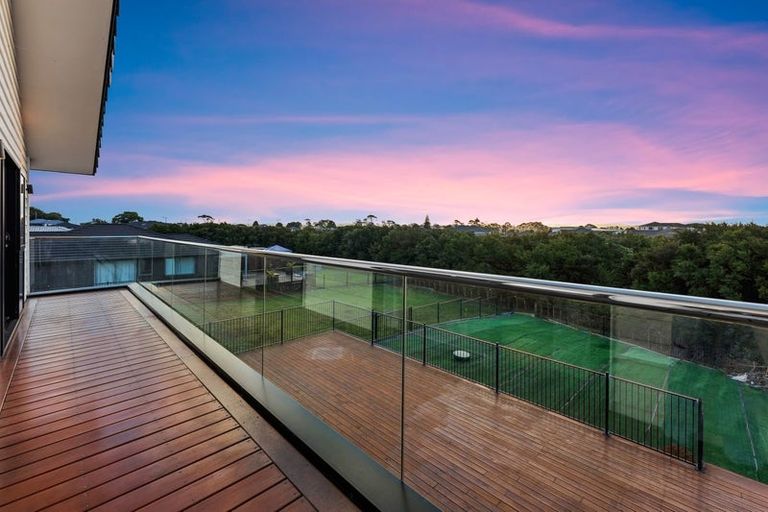Photo of property in 16 Wheriko Avenue, Glenbrook, 2681