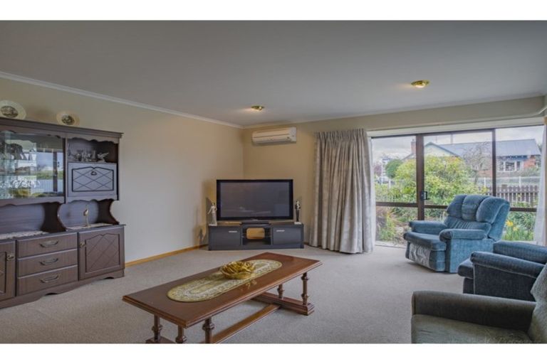 Photo of property in 12 Chaucer Street, Highfield, Timaru, 7910