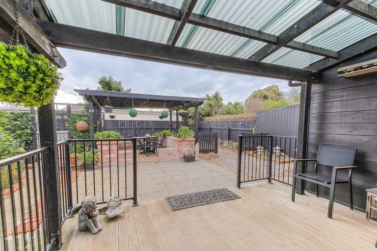 Photo of property in 18 Godwin Crescent, College Estate, Whanganui, 4500