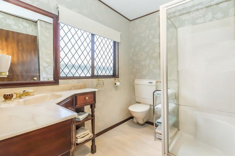 Photo of property in 196 Saint Andrews Road, Plimmerton, Porirua, 5026