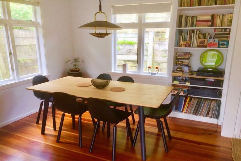 Photo of property in 96 Volga Street, Island Bay, Wellington, 6023