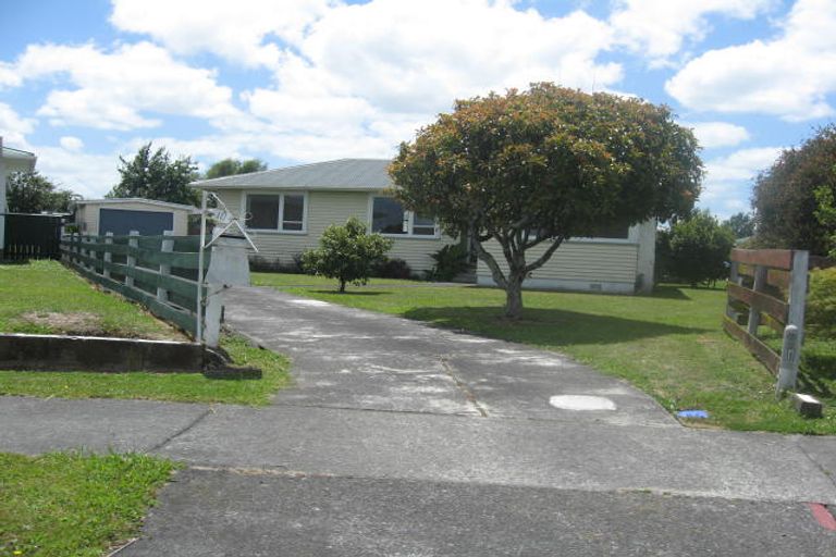Photo of property in 10 Freyberg Street, Feilding, 4702