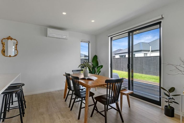 Photo of property in 12 Muirhill Street, Halswell, Christchurch, 8025