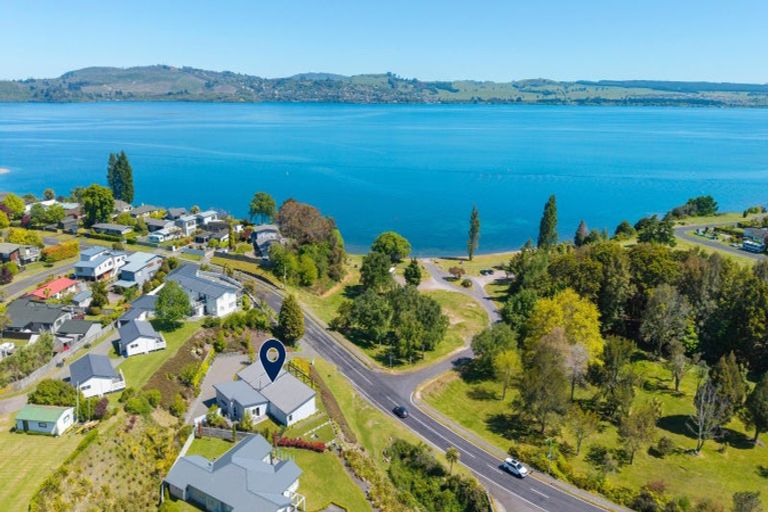 Photo of property in 2 Paulines Way, Wharewaka, Taupo, 3330