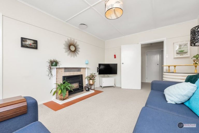 Photo of property in 40 Hewer Crescent, Naenae, Lower Hutt, 5011