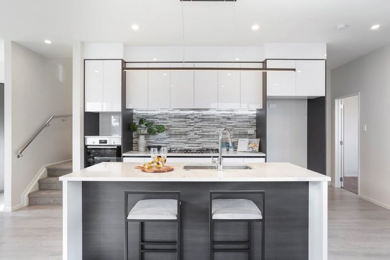 Photo of property in 65c Seabrook Avenue, New Lynn, Auckland, 0600