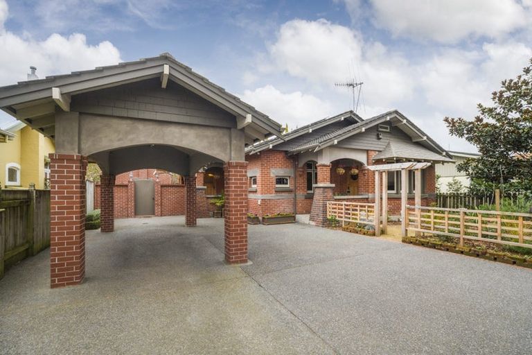 Photo of property in 8 Chaytor Street, West End, Palmerston North, 4410