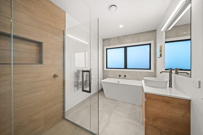 Photo of property in 17c Madison Street, Carterton, 5713