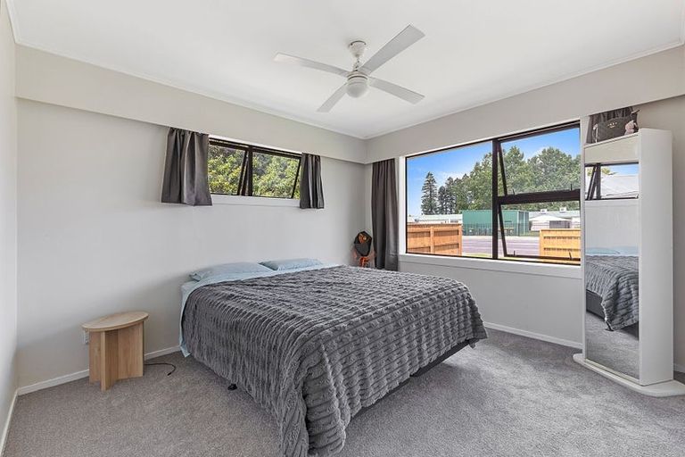 Photo of property in 61 College Road, Edgecumbe, 3120