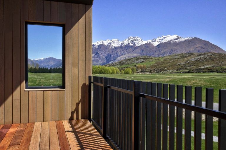 Photo of property in 22 Soudley Court, Jacks Point, Queenstown, 9371