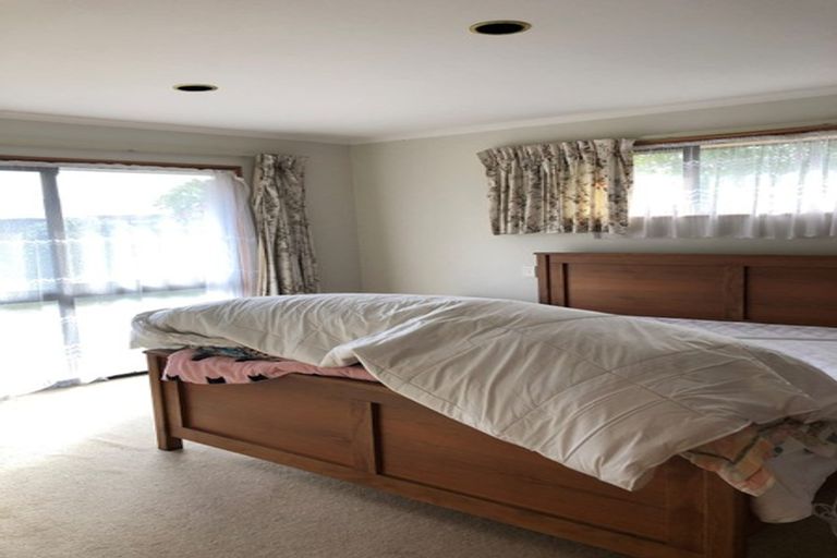 Photo of property in 22 Apsley Drive, Russley, Christchurch, 8042