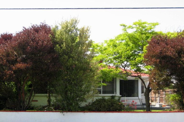 Photo of property in 28 Rowses Road, Aranui, Christchurch, 8061