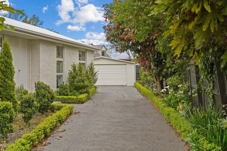 Photo of property in 78 Farquhars Road, Redwood, Christchurch, 8051