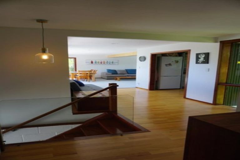 Photo of property in 15 Beeche Place, Birkdale, Auckland, 0626