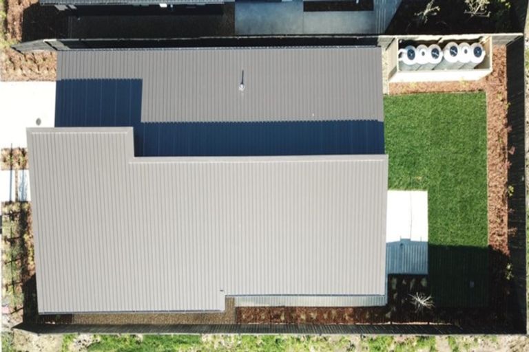 Photo of property in 36 Lumbarda Drive, Kumeu, 0810