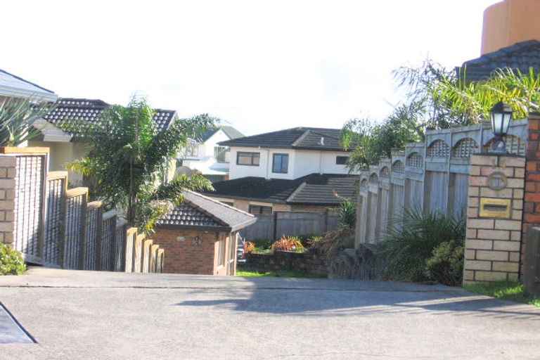 Photo of property in 14 Sesame Grove, Goodwood Heights, Auckland, 2105