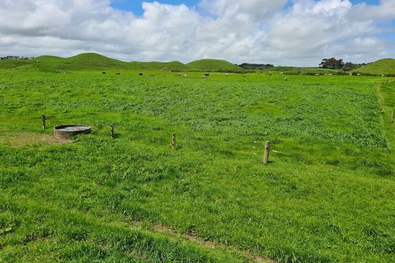 Photo of property in 6388 South Road, Pungarehu, Opunake, 4685