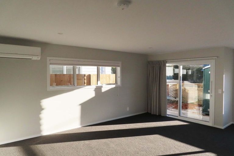 Photo of property in 15 Molesworth Street, Taita, Lower Hutt, 5011