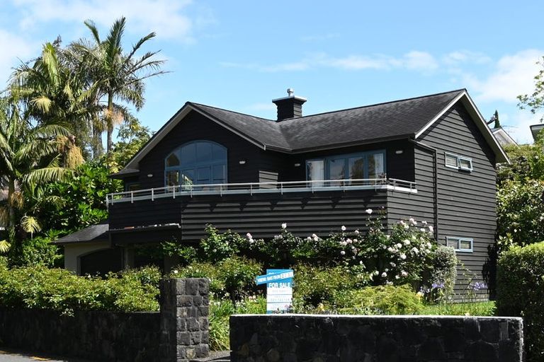 Photo of property in 38 Harley Close, Hauraki, Auckland, 0622