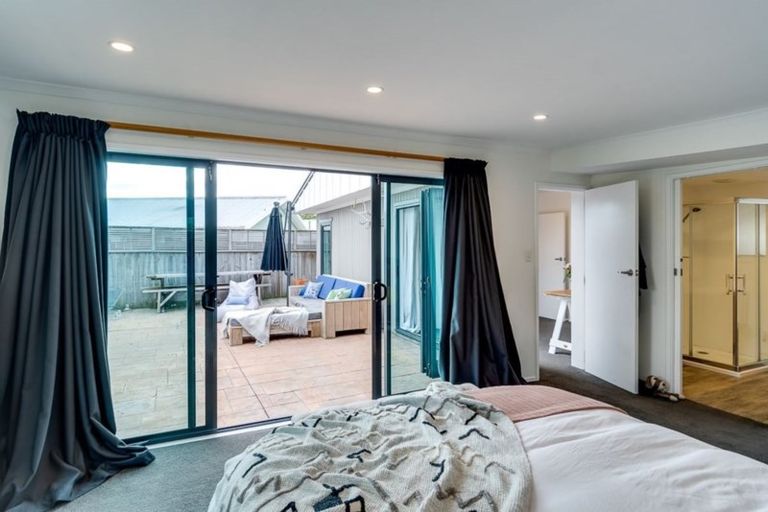 Photo of property in 15 Carl Avenue, Havelock North, 4130