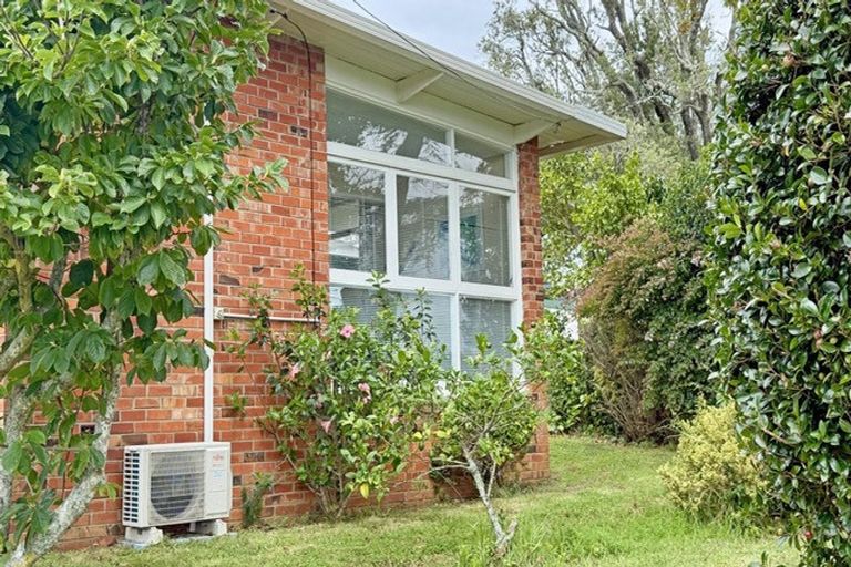 Photo of property in 5/13 Napoleon Avenue, Milford, Auckland, 0620