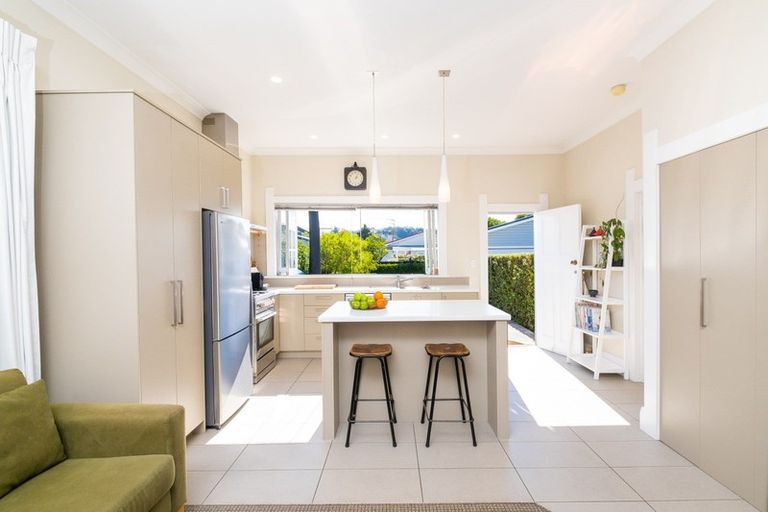 Photo of property in 67 Kennedy Road, Napier South, Napier, 4110