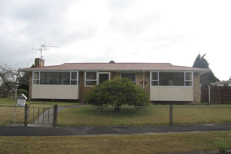 Photo of property in 1 Pryce Place, Silverdale, Hamilton, 3216