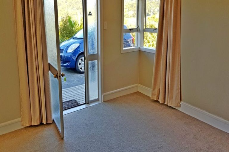 Photo of property in 8a Matama Road, Glen Eden, Auckland, 0602