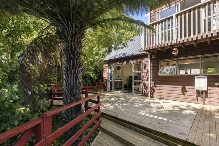 Photo of property in 105 Kamahi Street, Stokes Valley, Lower Hutt, 5019