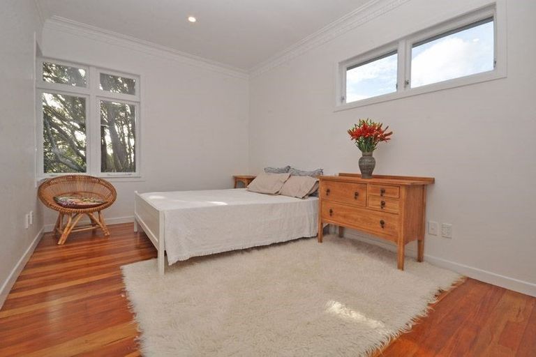 Photo of property in 6a France Street, Waiuku, 2123