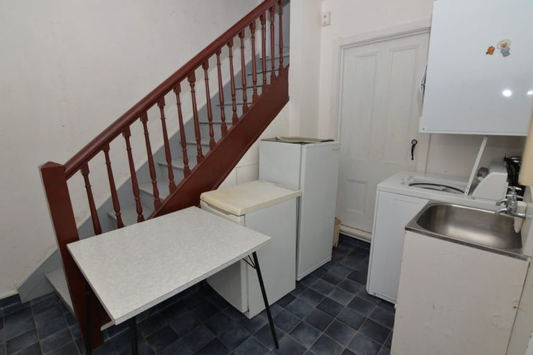 Photo of property in 81 Hill Street, Thorndon, Wellington, 6011