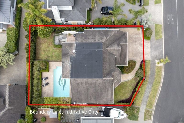 Photo of property in 13 Compass Way, Half Moon Bay, Auckland, 2012