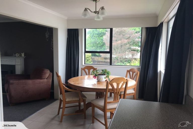 Photo of property in 57 Acacia Street, Kelvin Grove, Palmerston North, 4414