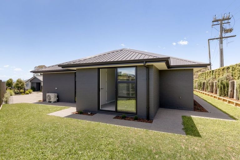 Photo of property in 16 Lusk Street, Rangiora, 7400