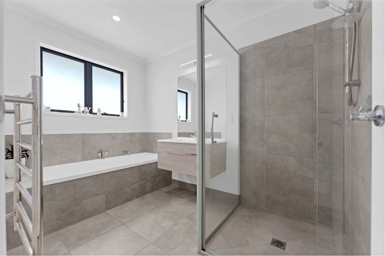 Photo of property in 27 Flannery Road, Pokeno, 2402