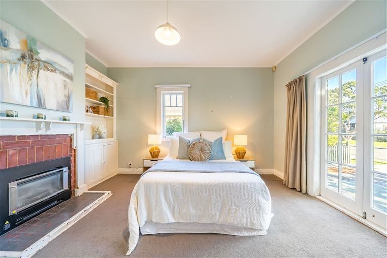 Photo of property in 1/14 Pohutukawa Street, Woburn, Lower Hutt, 5010