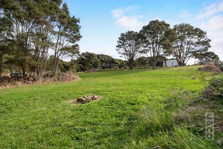 Photo of property in 22 Houkura Place, Taupaki, Henderson, 0782