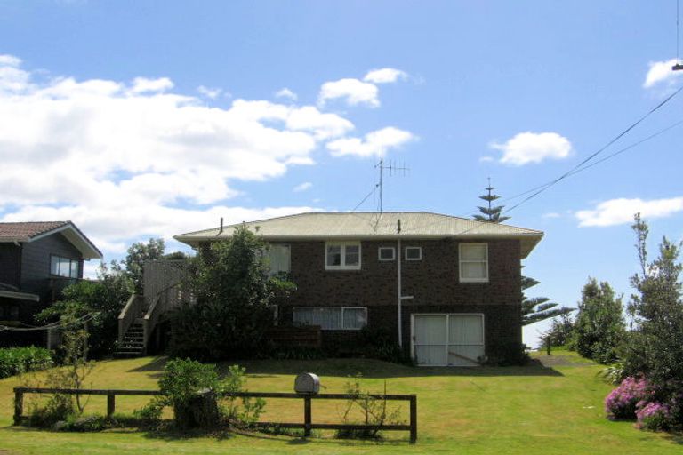 Photo of property in 69 Shaw Road, Waihi Beach, 3611