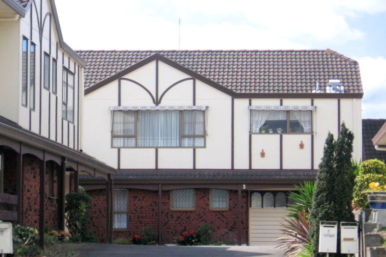 Photo of property in 3/5 Victoria Road, Mount Maunganui, 3116