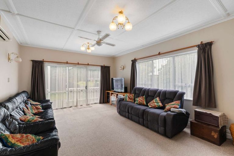 Photo of property in 75-77 Beach Road, Katikati, 3129