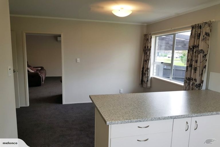 Photo of property in 2/462 Great South Road, Opaheke, Papakura, 2113