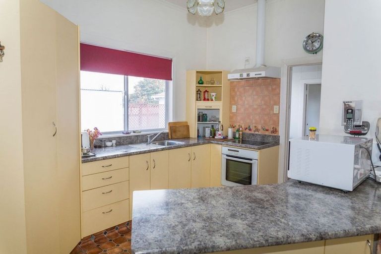 Photo of property in 40 Barraud Street, Dannevirke, 4930